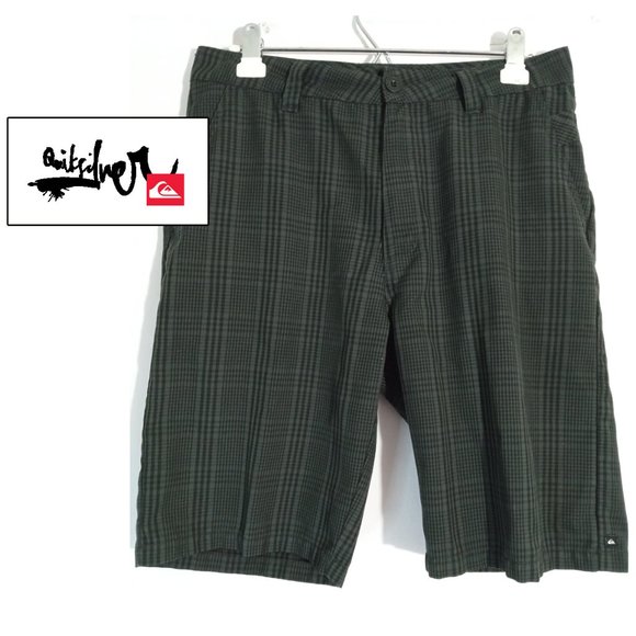 Quiksilver Other - Quiksilver Men's Casual Shorts 31 Gray Plaid Flat Flat Front Measures 32"